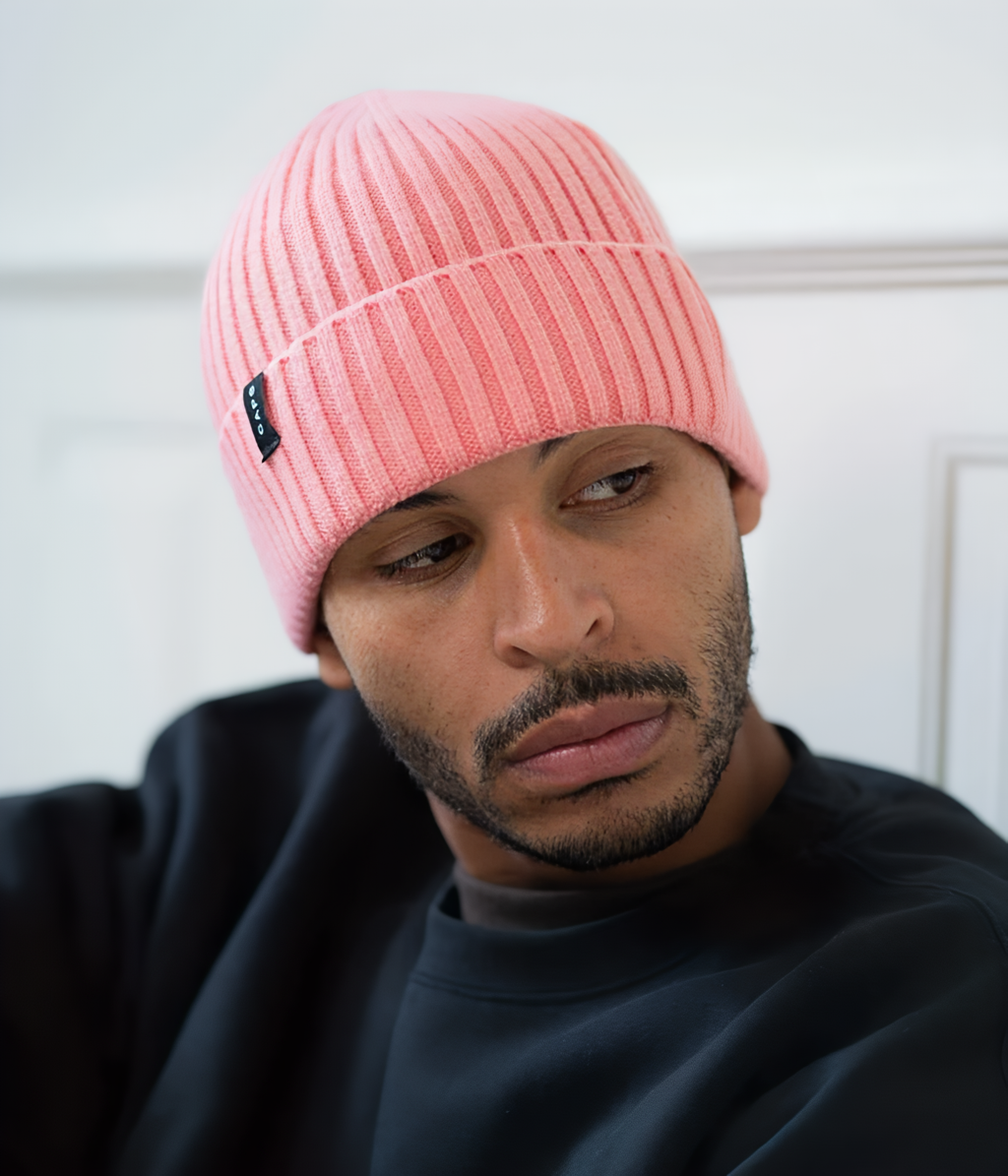 CABLE LOGO BEANIE.