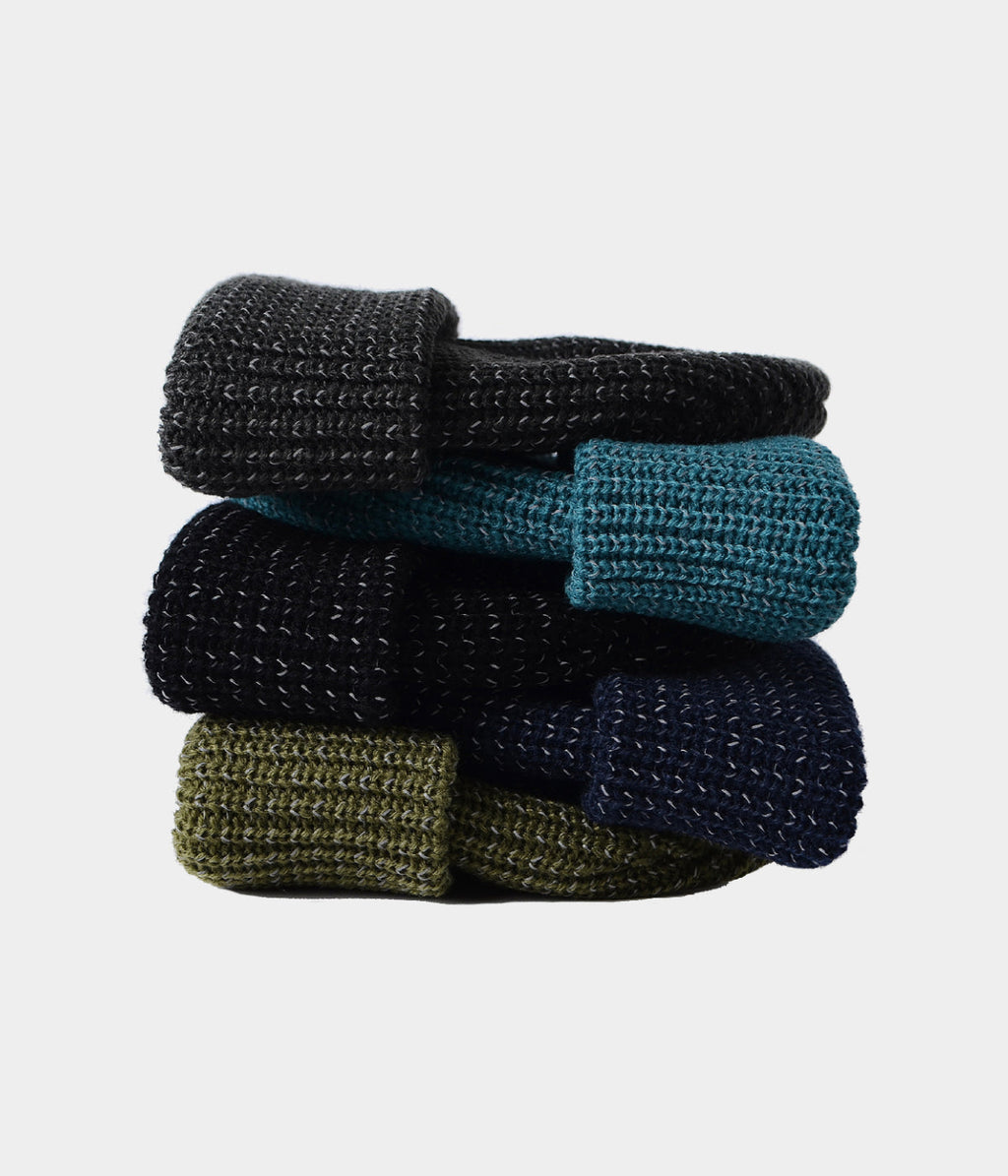 REFLECTIVE BEANIE.