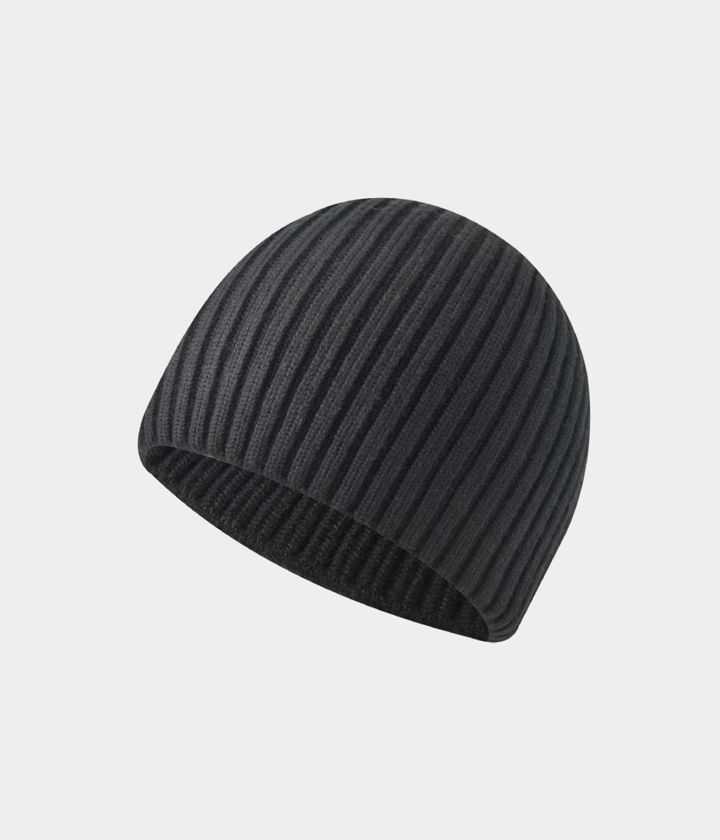 RIB KNIT BEANIE.