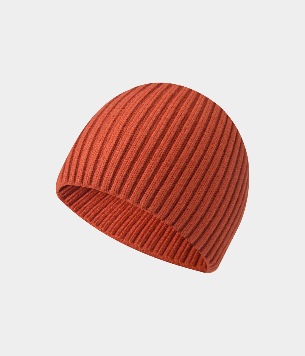 RIB KNIT BEANIE.
