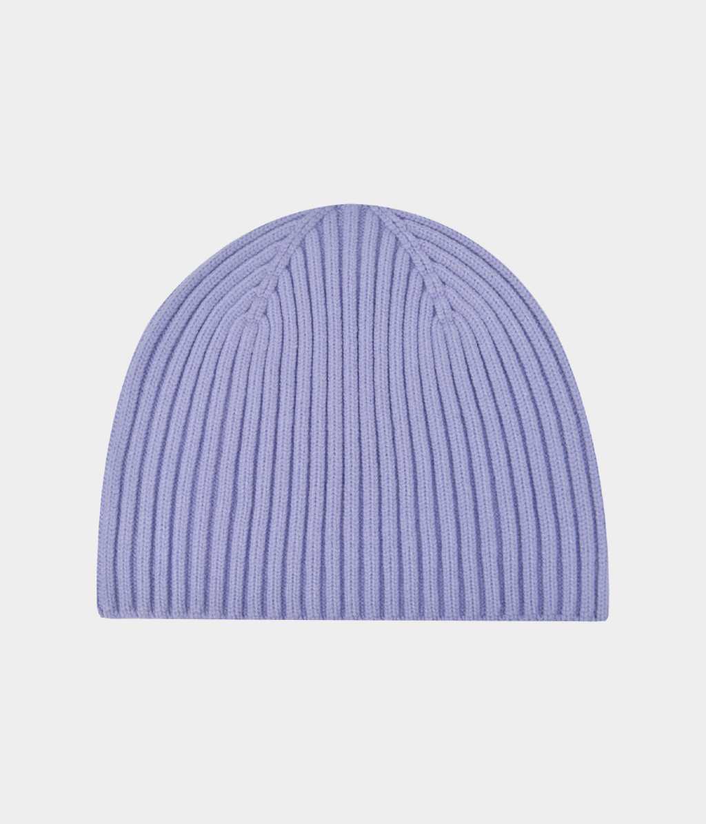 RIB KNIT BEANIE.