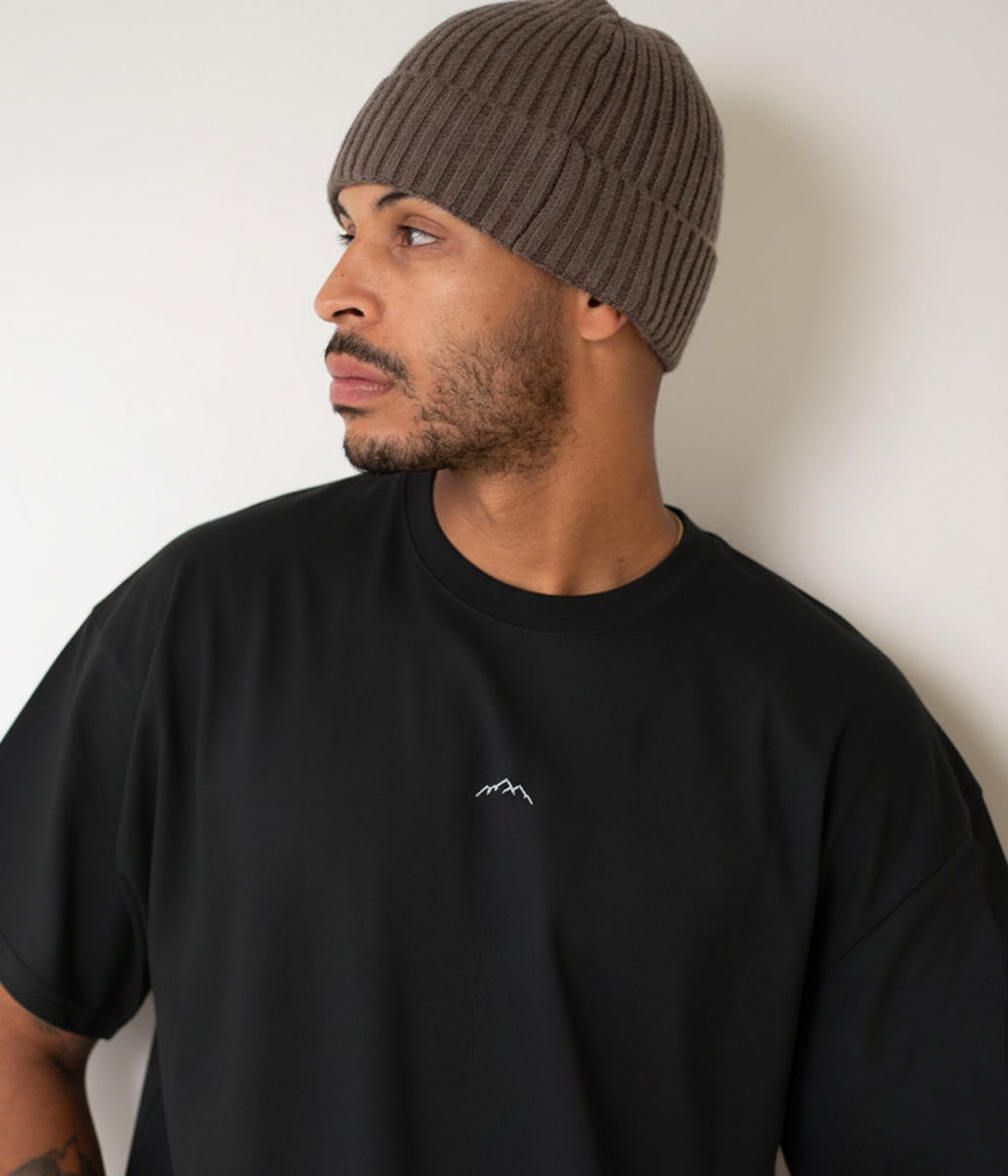 MOUNTAINS TEE.