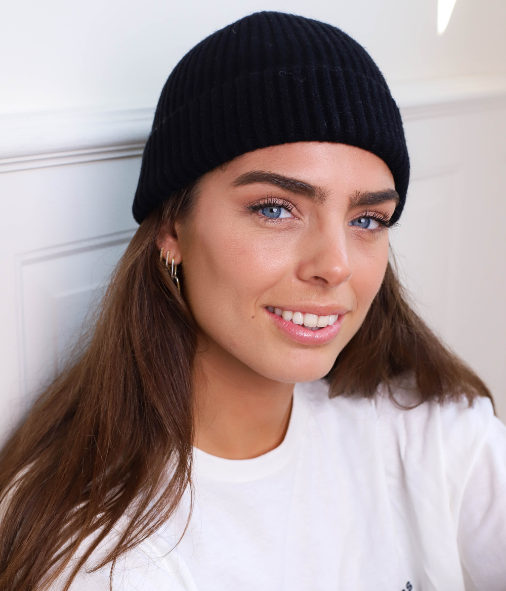 FISHERMAN BEANIE - 100% MERINO.