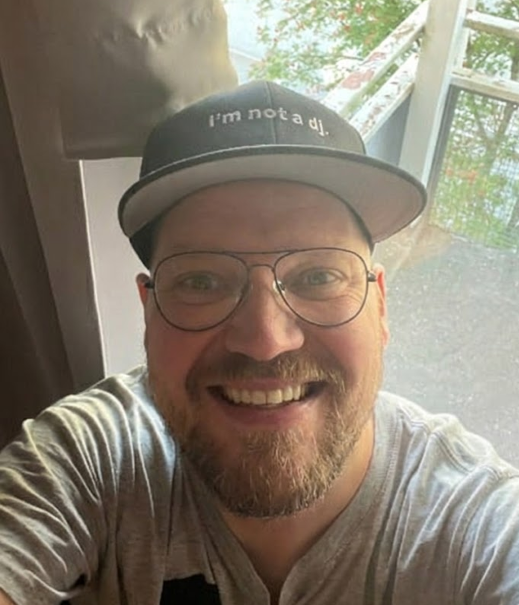 NOT A DJ SNAPBACK.
