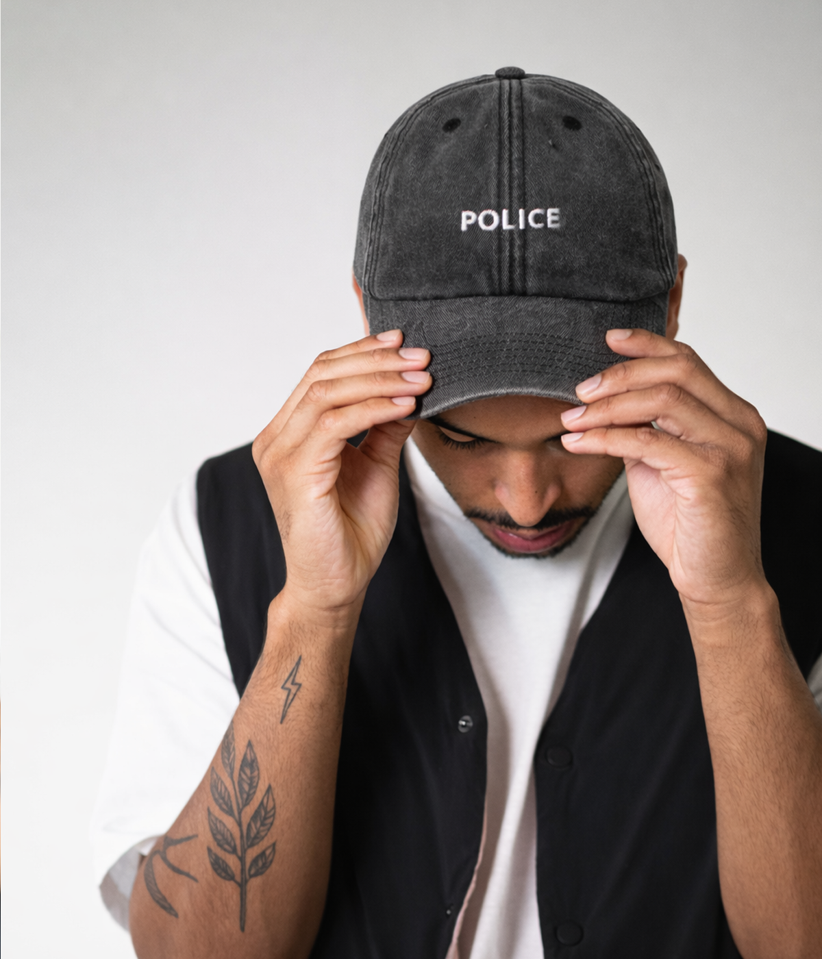 POLICE.