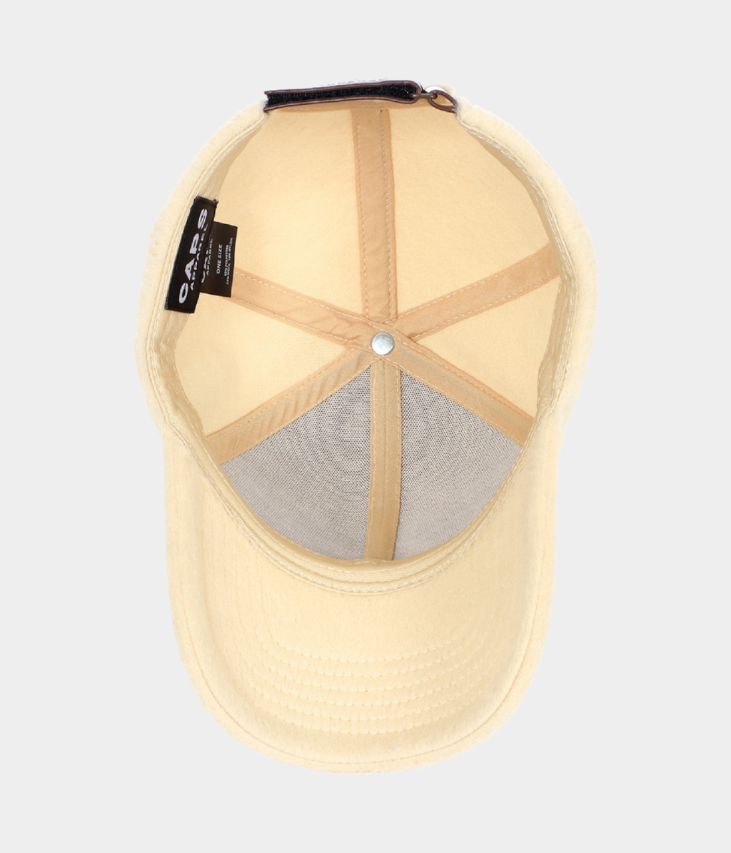 FELT CAP.